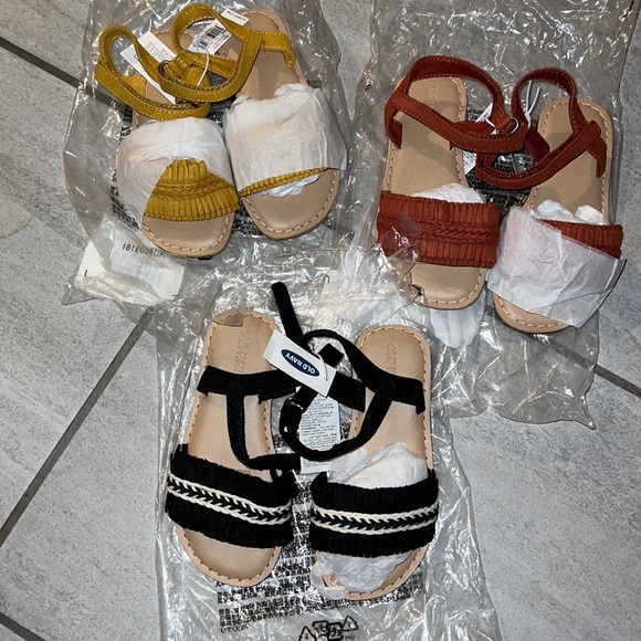 Toddler sandals - Picture 1 of 4